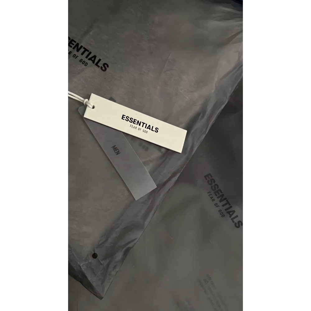 Essentials SS22-Gris Claro (Original)